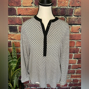 Mango Black & White Long Sleeve Pull Over Blouse Size XS